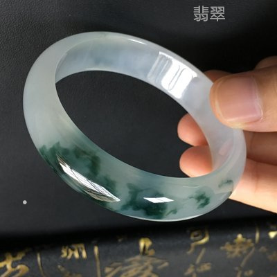 绿翡翠葫芦戒指镶嵌款式